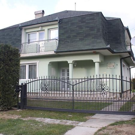 Orwa apartmanok - Cédrus köz Zalakaros Zewnętrze zdjęcie