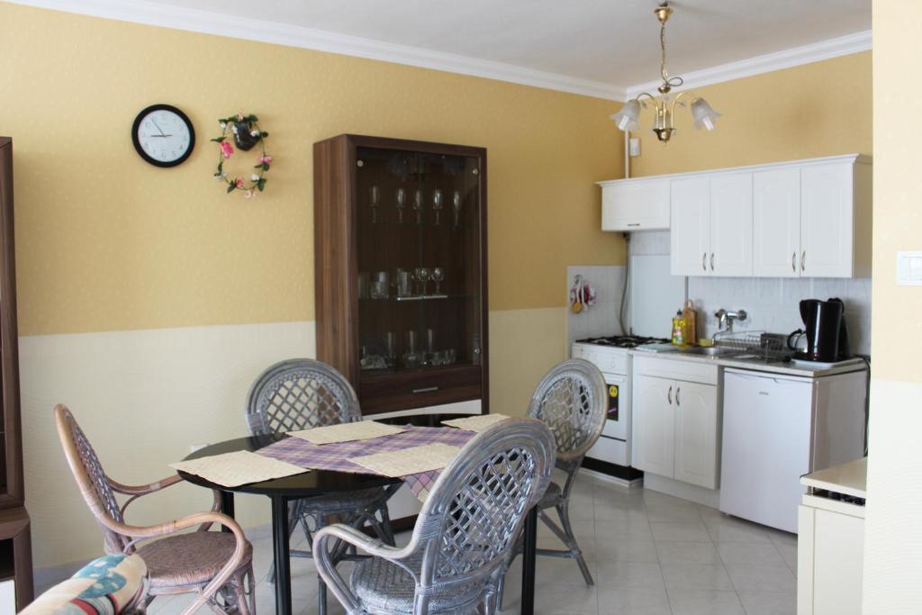 Orwa apartmanok - Cédrus köz Zalakaros Pokój zdjęcie