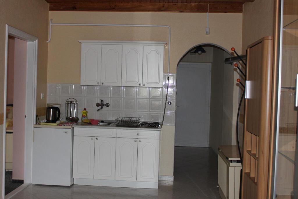 Orwa apartmanok - Cédrus köz Zalakaros Pokój zdjęcie