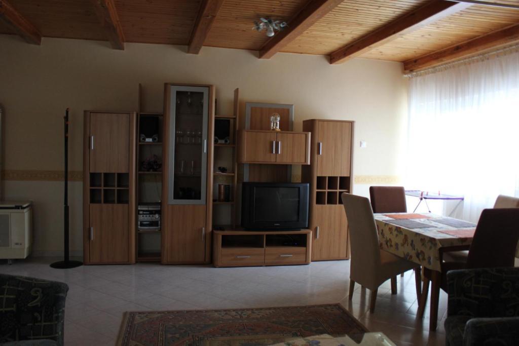 Orwa apartmanok - Cédrus köz Zalakaros Pokój zdjęcie